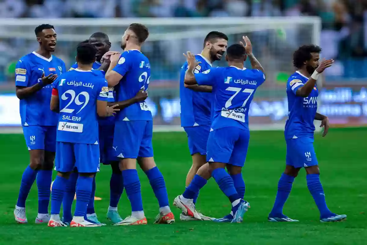 كم عدد النقاط المتبقية لتتويج الهلال بدوري روشن؟