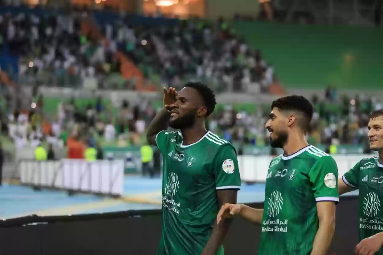 ثنائي الأهلي مهددين بالإيقاف قبل مواجهة النصر