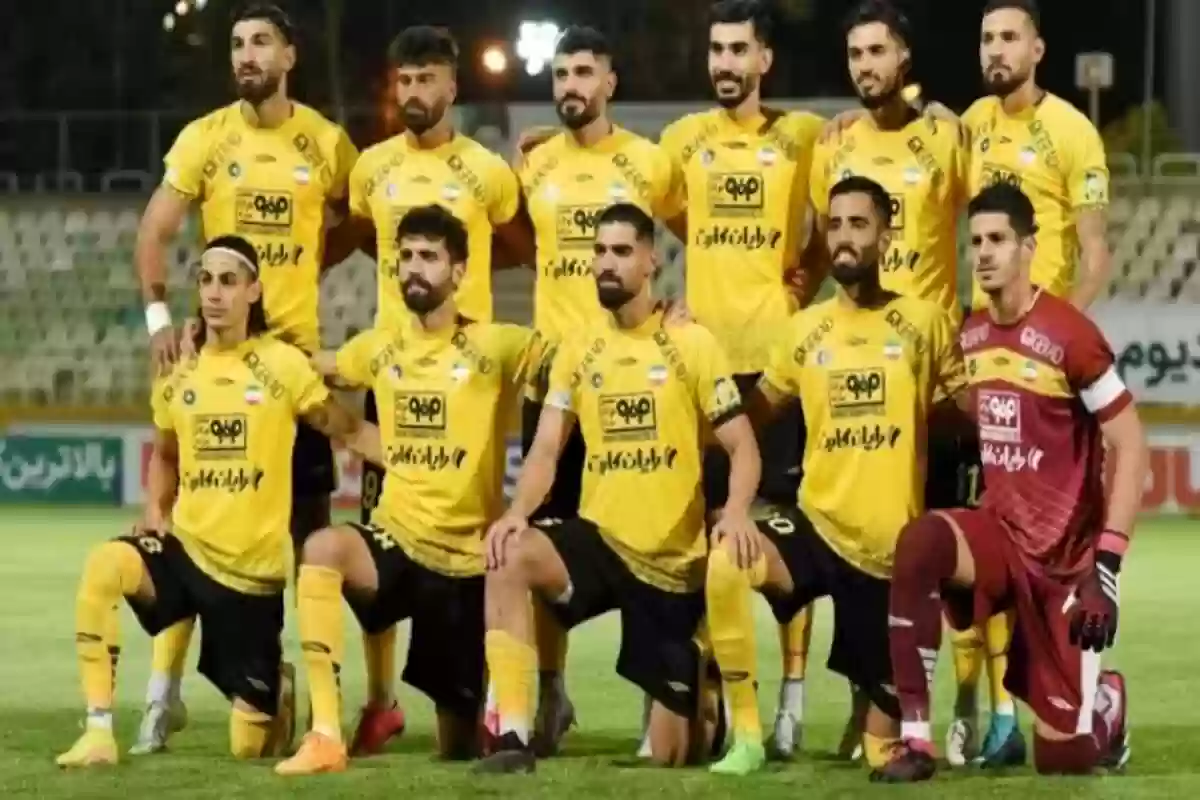 ضربة موجعة لنادي سباهان قبل ساعات من مواجهة الهلال.. ماذا حدث؟