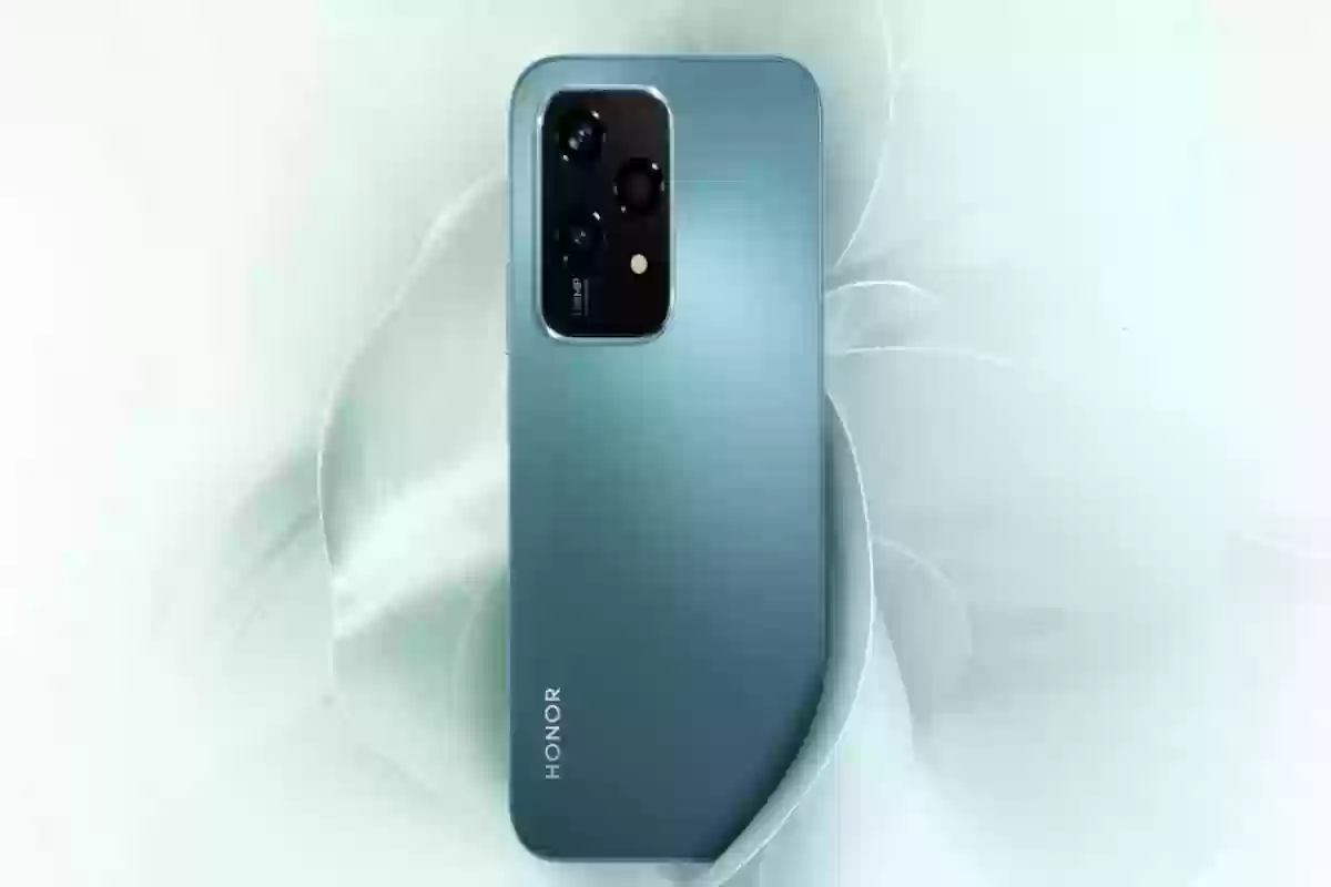 سعر ومواصفات هاتف HONOR 200 الجديد في السعودية ومميزاته