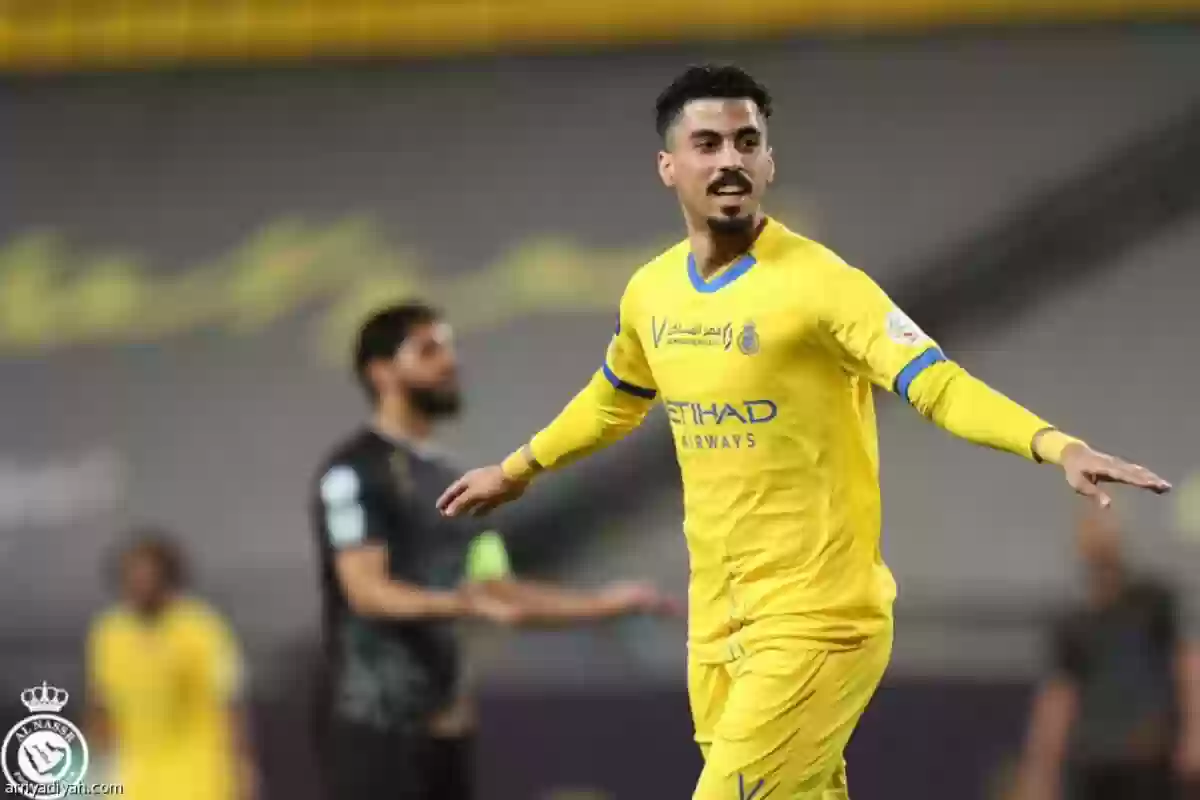 رد عاجل من نجم النصر عن اشتباكه مع بروزوفيتش