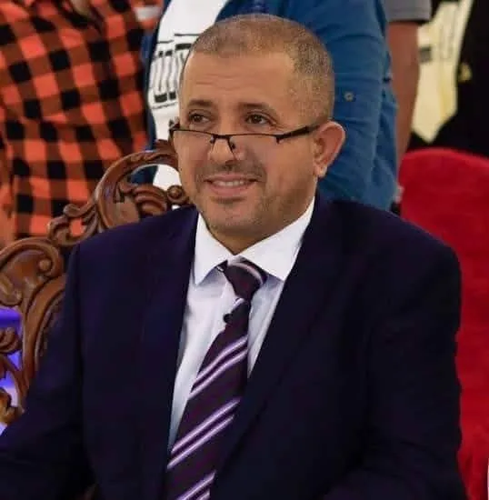 إصلاح عدن يدعو القوى الوطنية للتوحد في مواجهة الاغتيالات ويطالب بتحقيق عاجل في اغتيال التربوي الشاعر
